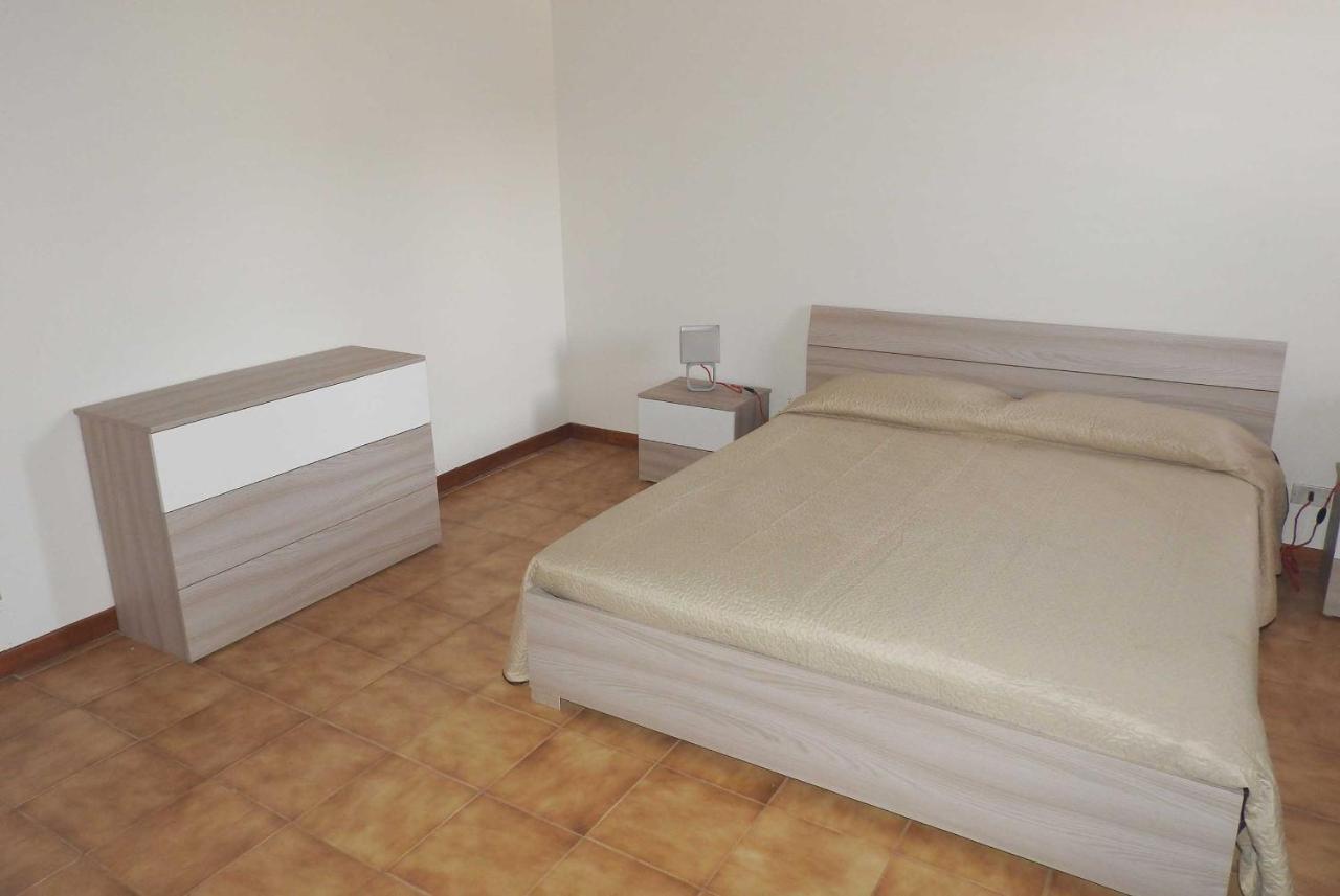 Mansarda Sul Mare Dei Ciclopi Apartment Aci Trezza Luaran gambar